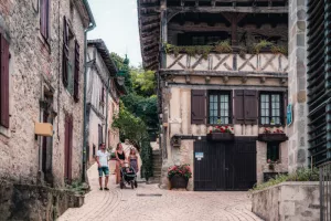 Visite du bourg castral de Cancon