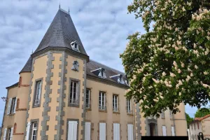 Visites d'histoire(s) - Le centre-bourg depuis la Révolution
