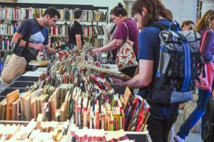 Braderie de la bibliothèque