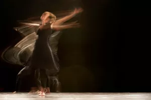 PIÈGE MOI ! - ALORS ELLE DANSE