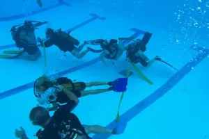 Baptême de plongée et initiation au hockey subaquatique et à l'apnée