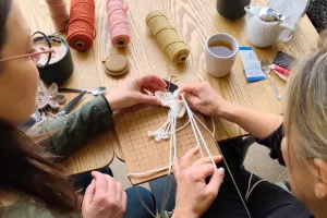 Atelier Bracelet fleurs & Goûter - Maison Tarte