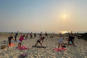Découverte du yoga sur la plage