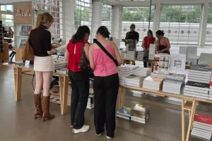 Braderie des Éditions du Centre Pompidou-Metz