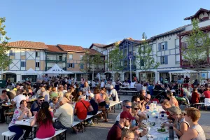 Repas au Marché des Producteurs de Pays à Sanguinet