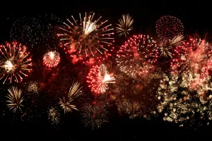 Feux d'artifices pour la Fête de la Source Salmière à Miers