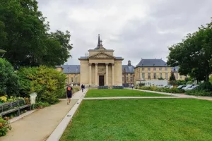 Visite dedans-dehors