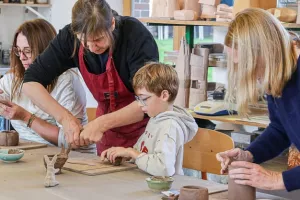Atelier Initiation Famille au Centre Céramique Contemporaine