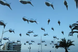 Banc de Sardines (Aérosculpture)