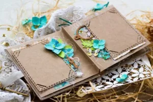 SCRAPBOOKING