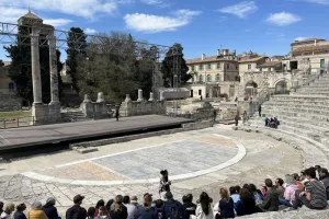 Visite guidée : le théâtre antique