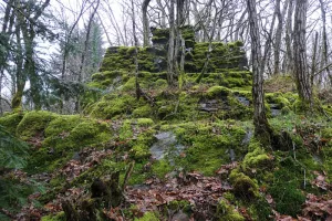 Patrimoine à flanc de vallée sur la Briance