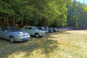 Randonnée voitures anciennes populaires
