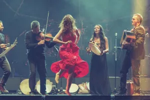 BOOM BAM: Canzoniere Grecanico Salentino feat Inude