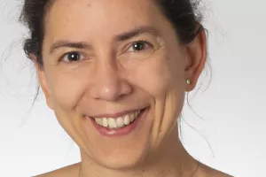 Roxane TUSSIWAND - Dysbiosis-induced expansion of AXL-positive inflammatory type 3 dendritic cells triggers pre-clinical autoimmunity