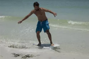 Initiation au skimboard