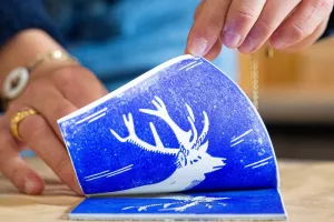 Découvrez l’art de la linogravure