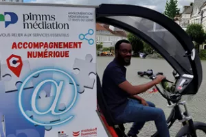 Amilly - Rencontre : Le triporteur du PIMMS