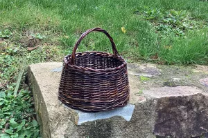 Stage de vannerie : petit panier rentrant