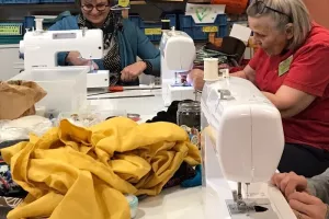 Permanence couture (petite réparation & confection)