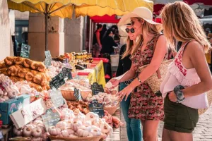 Marché traditionnel estival de Villeréal