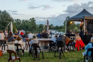 Concert Hop corner