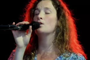 Chant avec Méabh Begley
