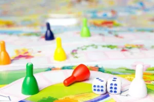 VILLAGE DES FADAS DU MONDE. Jeux de société par la Médiathèque Louis Aragon