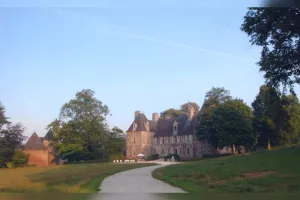 Visites guidées du château de Cerisy-la-Salle