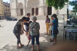 Visite guidée gratuite de l'église Saint-Pierre de Mâcon focalisée sur la place de la France dans l'Eglise