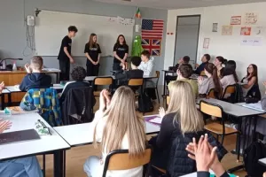 L’Agora, place de l’expression publique- Clg Mozart de Danjoutin (90)
