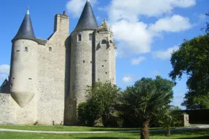 Visite des extérieurs du manoir du Vaumicel