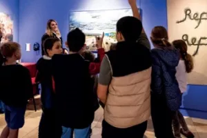 Résurgence X : visites ludiques de l'exposition collective d’art contemporain - fabrique ton carnet