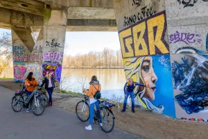 A vélo, Tours côté street-art