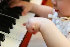 Bébés musiciens