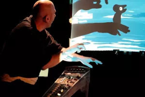 Spectacle petite-enfance "L'ombre de la main"