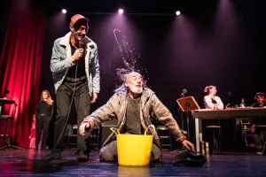 PRESQUE ÉGAL À • Le Petit Théâtre de Pain
