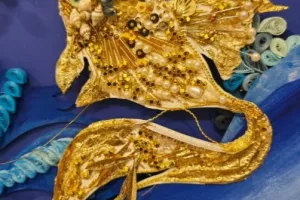 Atelier broderies au fil d'or avec Carine Borderie à la Maison du Père Castor