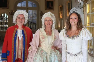 Visite théâtralisée aux chandelles : "On s'agite au château !"