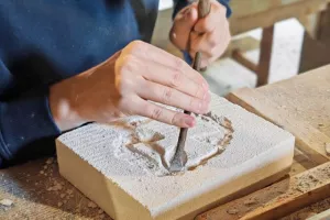 Expérience de Destination : Je taille la pierre à l'Abbaye de la Lucerne
