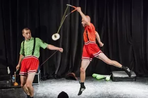 Ateliers de jonglerie avec la Cie les Zigomatiks et Mamagabe
