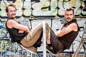 Les Estivales 2026 - "Gum Over" cirque déjanté en équilibre épique