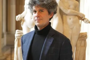 Conférence les Jeudis d'Arelate La Vénus d'Arles : un chef d'oeuvre au sein de la carrière de Praxitèle ? Ludovic Laugier, commissaire de l'exposition