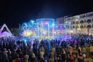 Quai en fête - le bon temps des boules à facettes