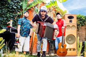 Concert Papito Collective (latin world music) à la Petit'Pause à Faycelles
