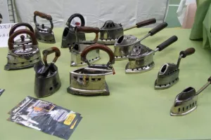 Expositions collections ou quand les accessoires du passé nous racontent une histoire