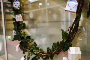 Atelier de Noël : Couronne calendrier de l’Avent en duo (à partir de 9 ans)