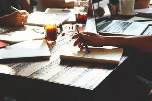 ATELIERS D'ÉCRITURE AVEC NATHALIE CRABÈRE