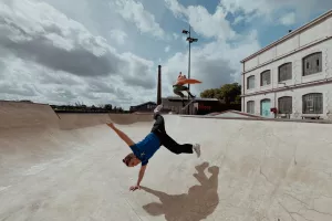 Hyperboles