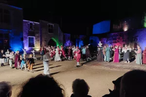 Ronsard en scène: "La malle du Léon, mémoire du temps en Vallée de Ronsard" à Vallée de Ronsard